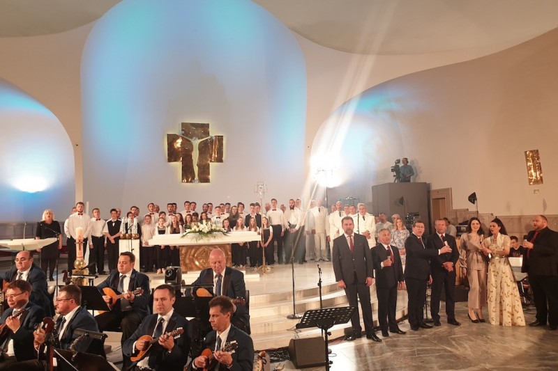Kod dominikanaca u Zagrebu održan treći koncert „Uskrs u ozračju tambure“ Kod dominikanaca u Zagrebu održan treći koncert „Uskrs u ozračju tambure“