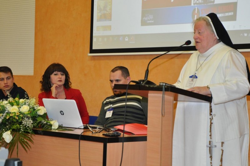 Predavanja prvoga dana konferencije „Prevencija trgovanja ljudima“ Predavanja prvoga dana konferencije „Prevencija trgovanja ljudima“