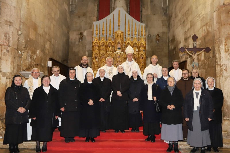 U Puli održan susret redovnica i redovnika s područja Porečke i Pulske biskupije U Puli održan susret redovnica i redovnika s područja Porečke i Pulske biskupije