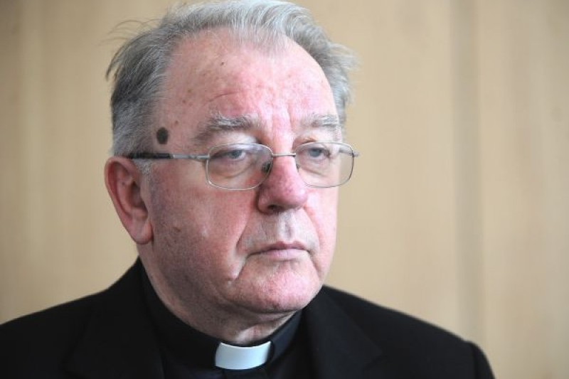 Fr. Slavko Slišković, predsjednik HRK izrazio sućut Fr. Slavko Slišković, predsjednik HRK izrazio sućut