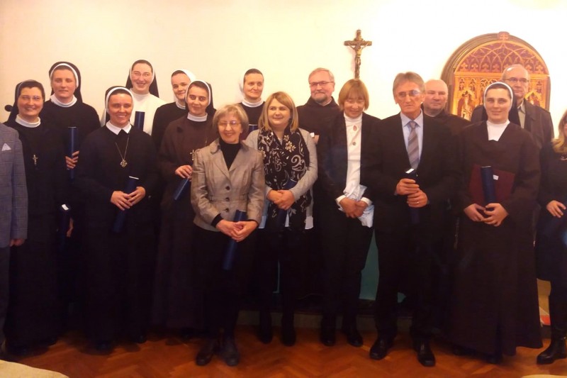 Promocija diplomanata Sustavnog studija duhovnosti i Teologije posvećenog života Promocija diplomanata Sustavnog studija duhovnosti i Teologije posvećenog života