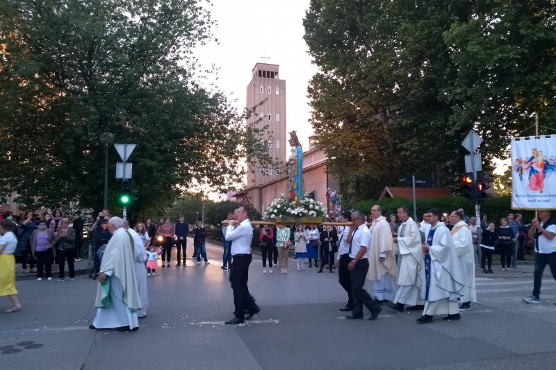 Na Knežiji formirana nova grupa Udruženja Marije Pomoćnice Na Knežiji formirana nova grupa Udruženja Marije Pomoćnice
