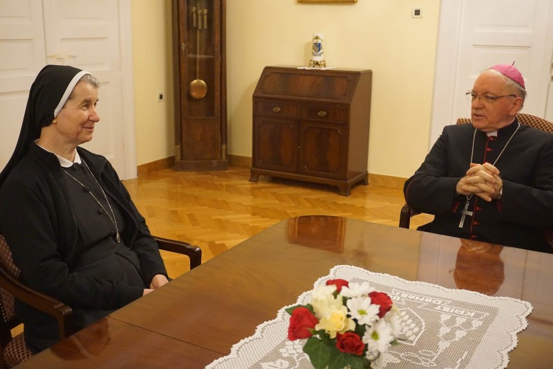 Požeški biskup primio provincijalnu poglavaricu Marijinih sestara Požeški biskup primio provincijalnu poglavaricu Marijinih sestara