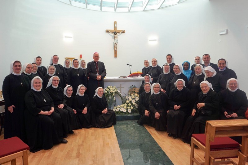 Proslava 155. obljetnice djelovanja sestara milosrdnica u Daruvaru Proslava 155. obljetnice djelovanja sestara milosrdnica u Daruvaru