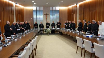 Odrzan susret biskupa hbk-a s redovnickim poglavaricama i poglavarima 1