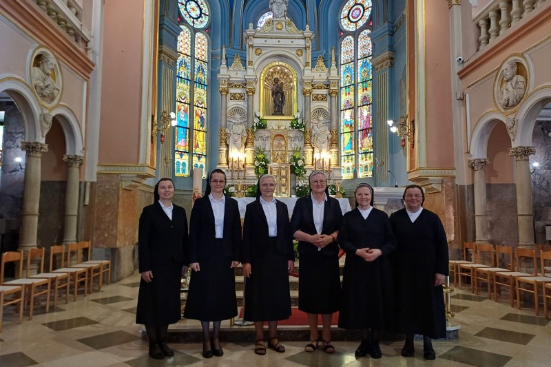 Družba sestara Naše Gospe