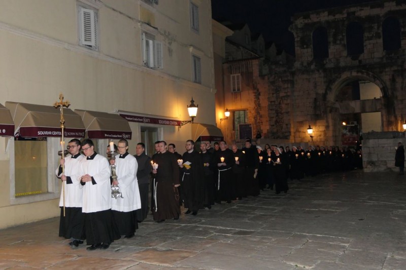 Splitsko-makarska nadbiskupija Splitsko-makarska nadbiskupija