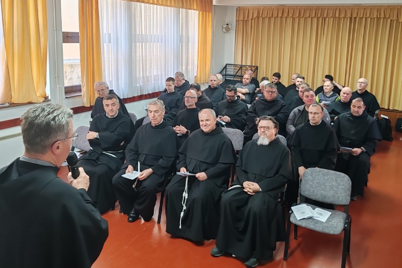 Susret-srečanje hrvatskih i slovenskih franjevaca konventualaca u Sisku Susret-srečanje hrvatskih i slovenskih franjevaca konventualaca u Sisku